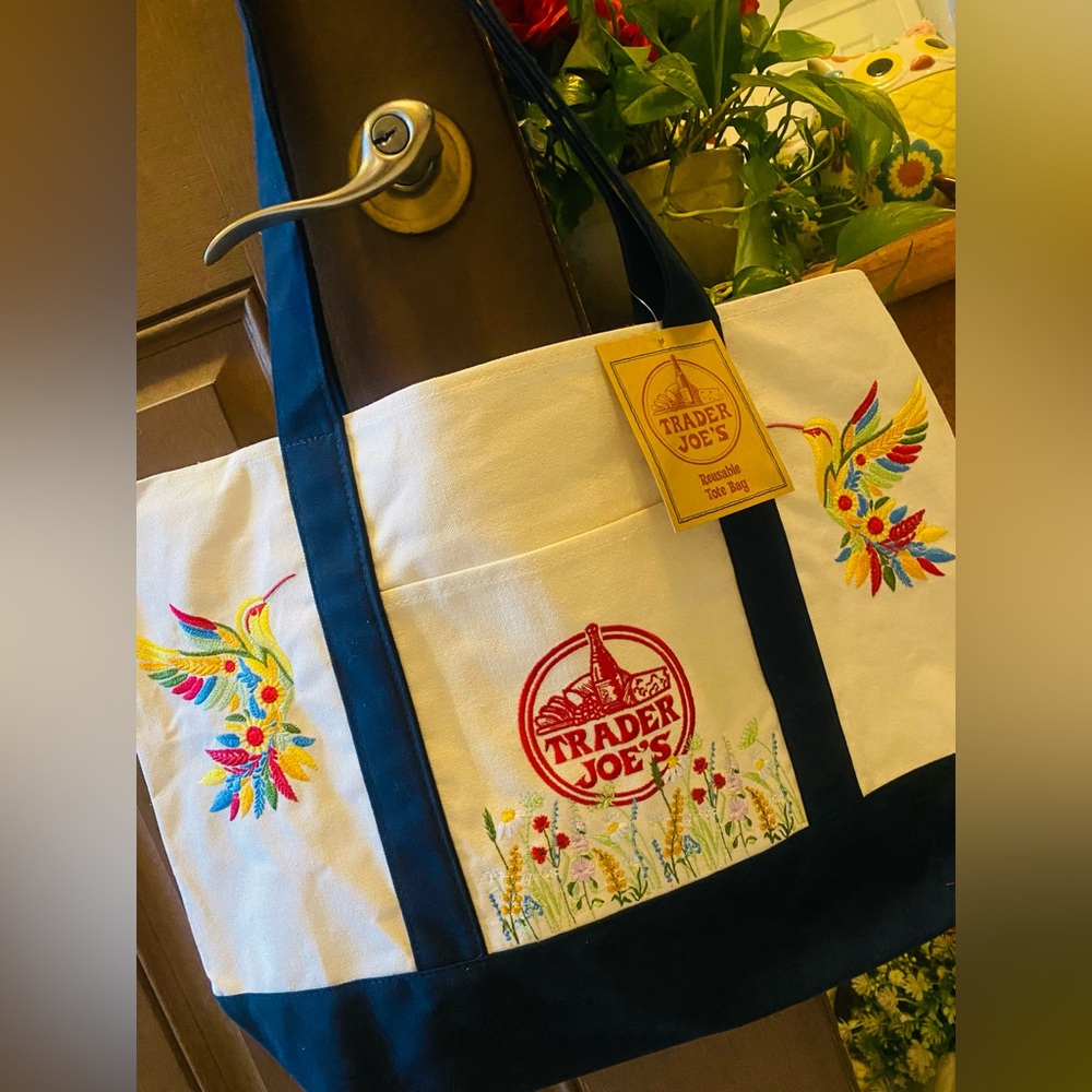 NWT Trader Joe’s  canvas tote With embroidery
